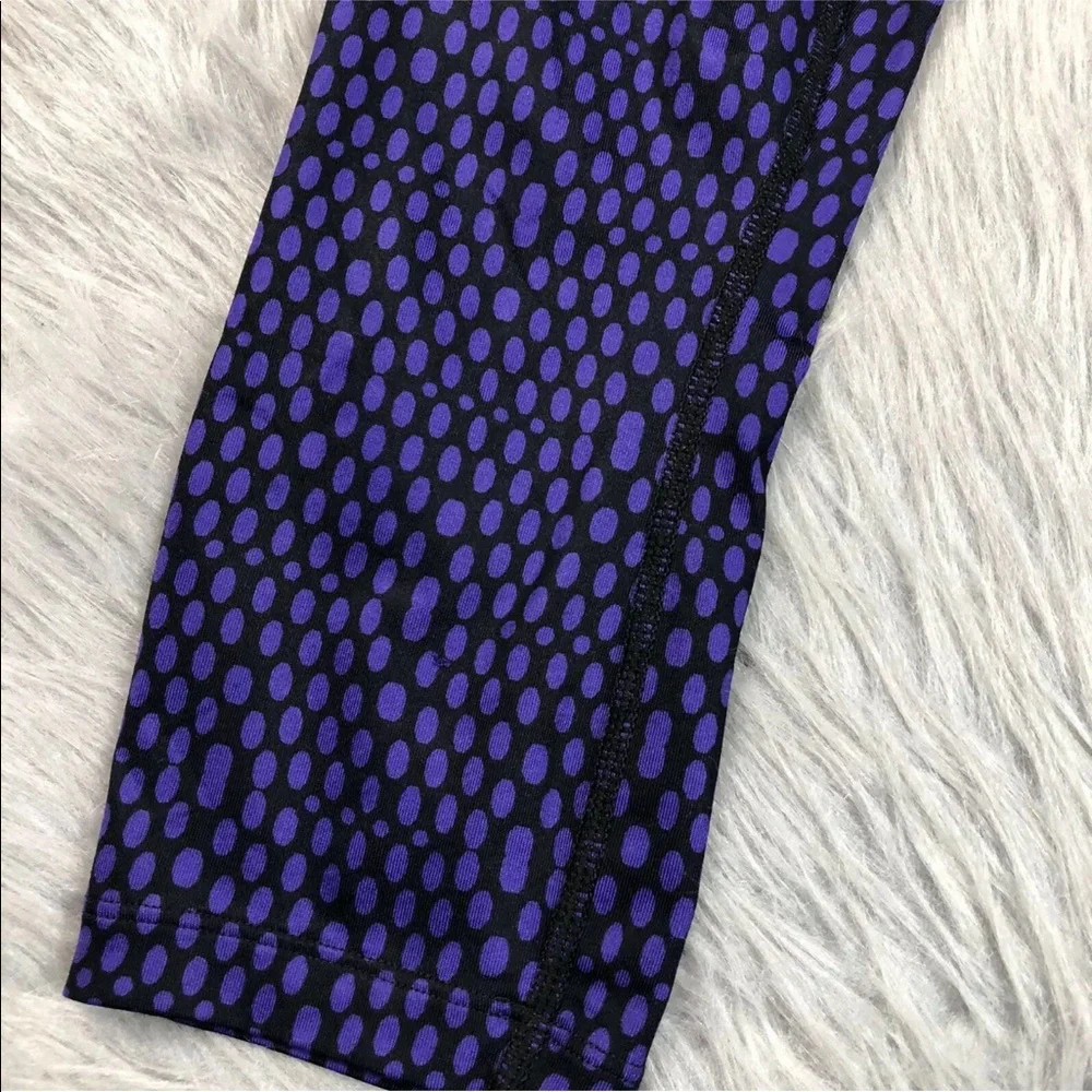 Nike Relay Crop Capri Leggings Purple Black XS